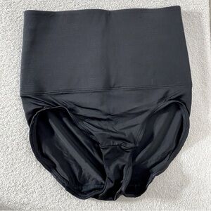 Body Nancy Ganz Black Spandex Girdle Shaper Panties Tummy Control M